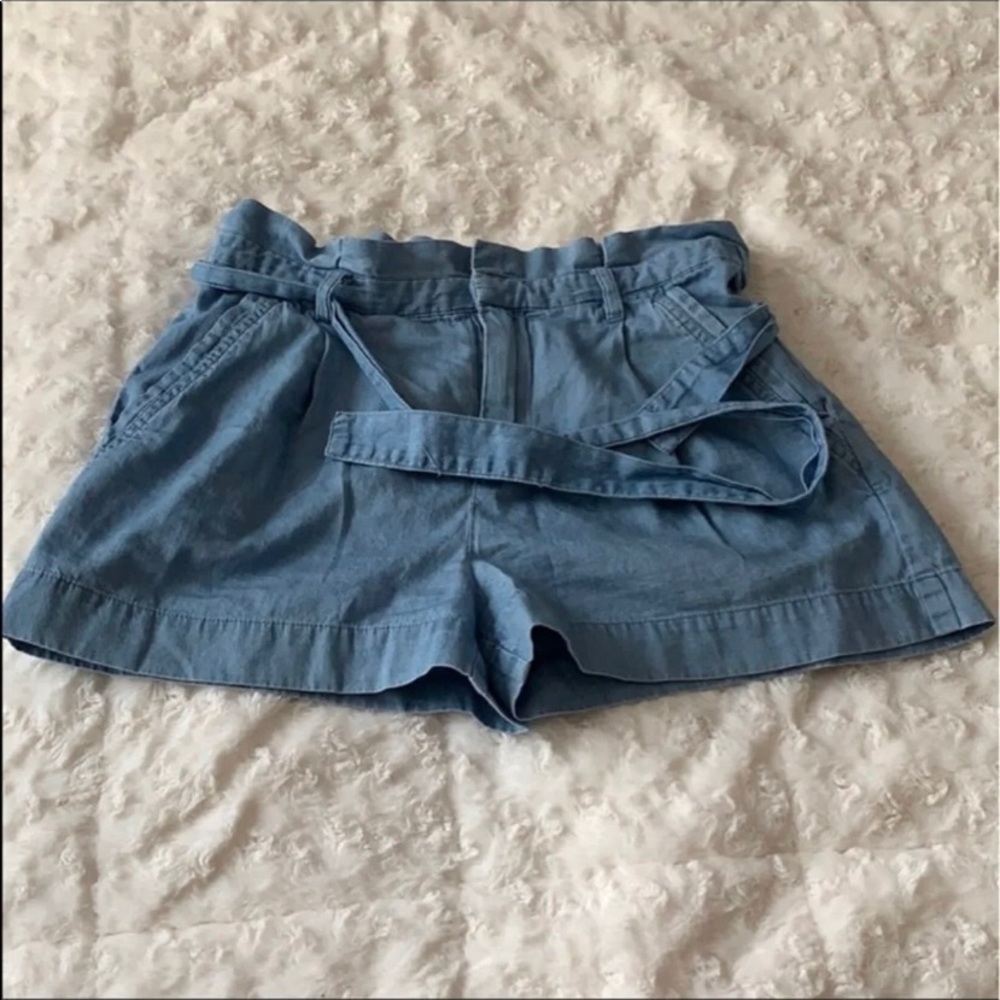 Forever 21 girl blue shorts size 13/14